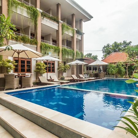 Zen Rooms Basic Kuta Kubu Anyar Eksteriør bilde