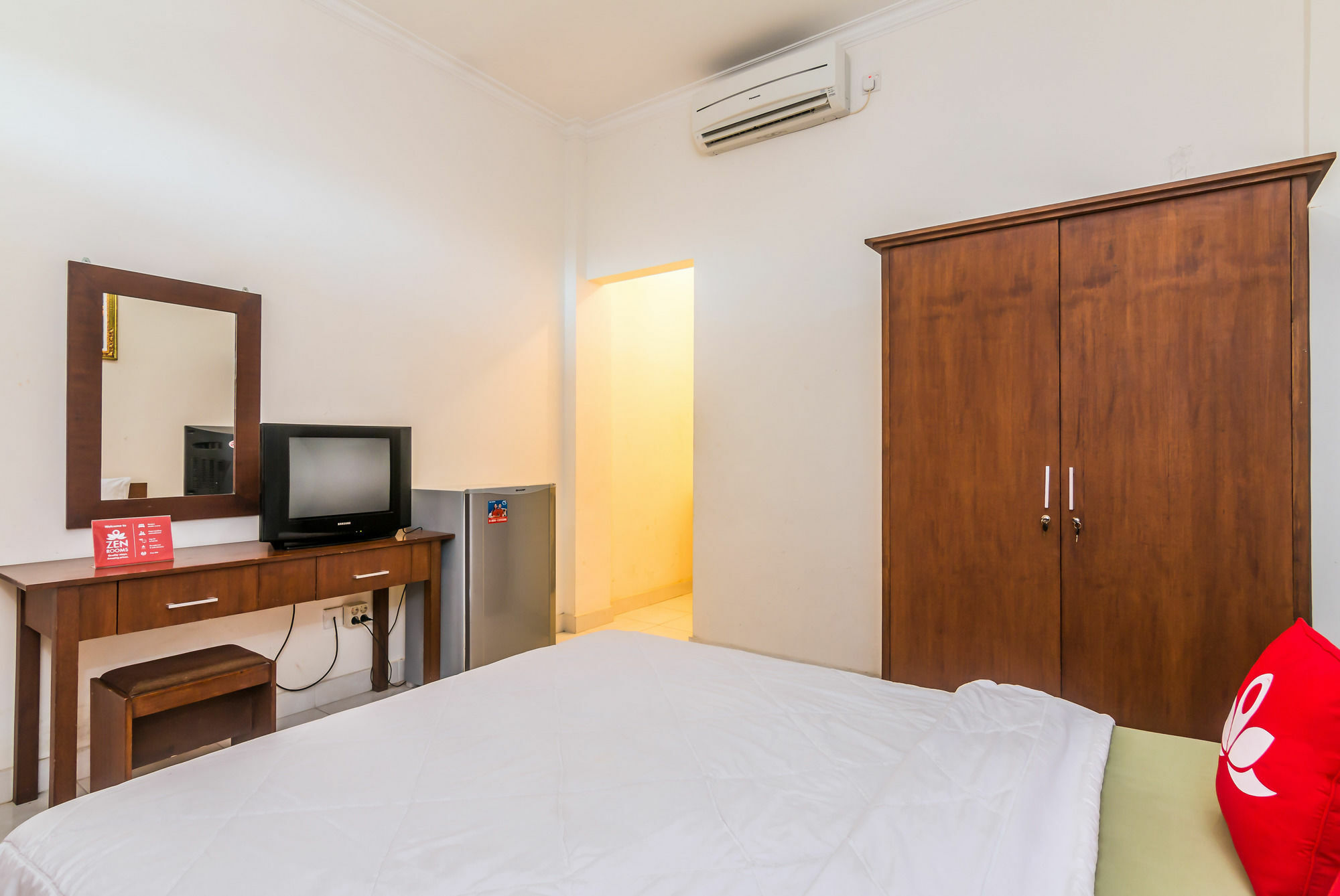 Zen Rooms Basic Kuta Kubu Anyar Eksteriør bilde